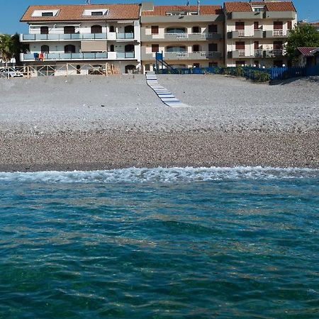 Casa Vacanze Samira フォンダケッロ エクステリア 写真