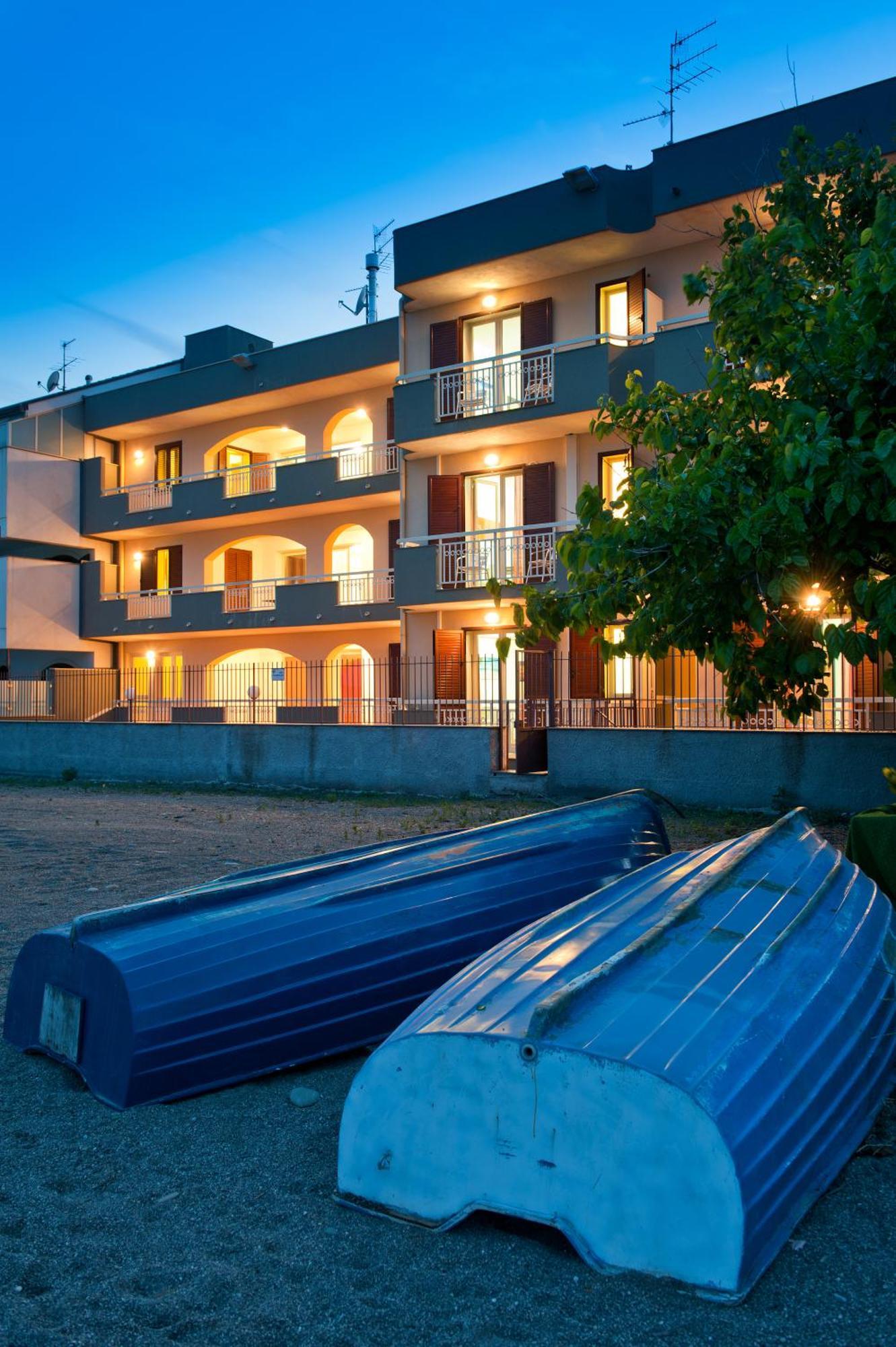 Casa Vacanze Samira フォンダケッロ エクステリア 写真